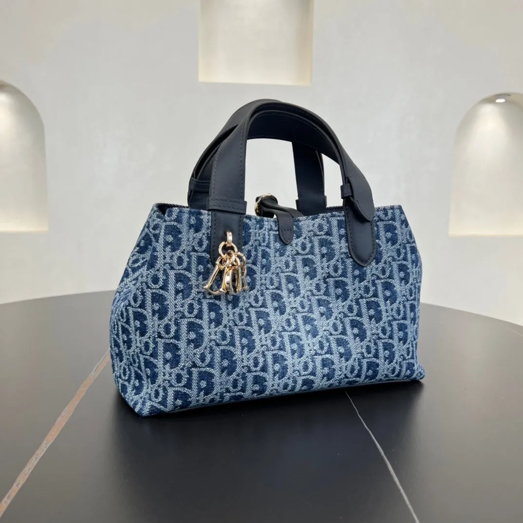23cm Toujours Blue Underarm Shoulder Bag 286761